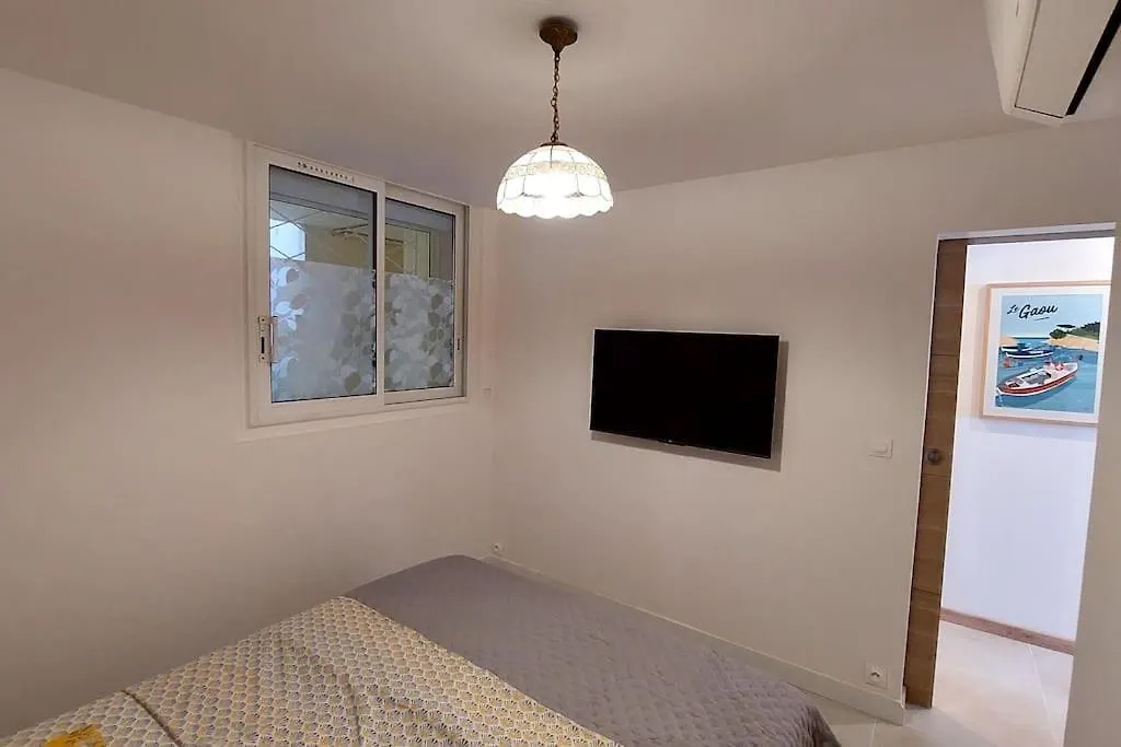 Front De Mer - Emplacement Prise Au Calme - T2 Moderne Et Entierement Climatise - Tout A Pieds Sanary-sur-Mer